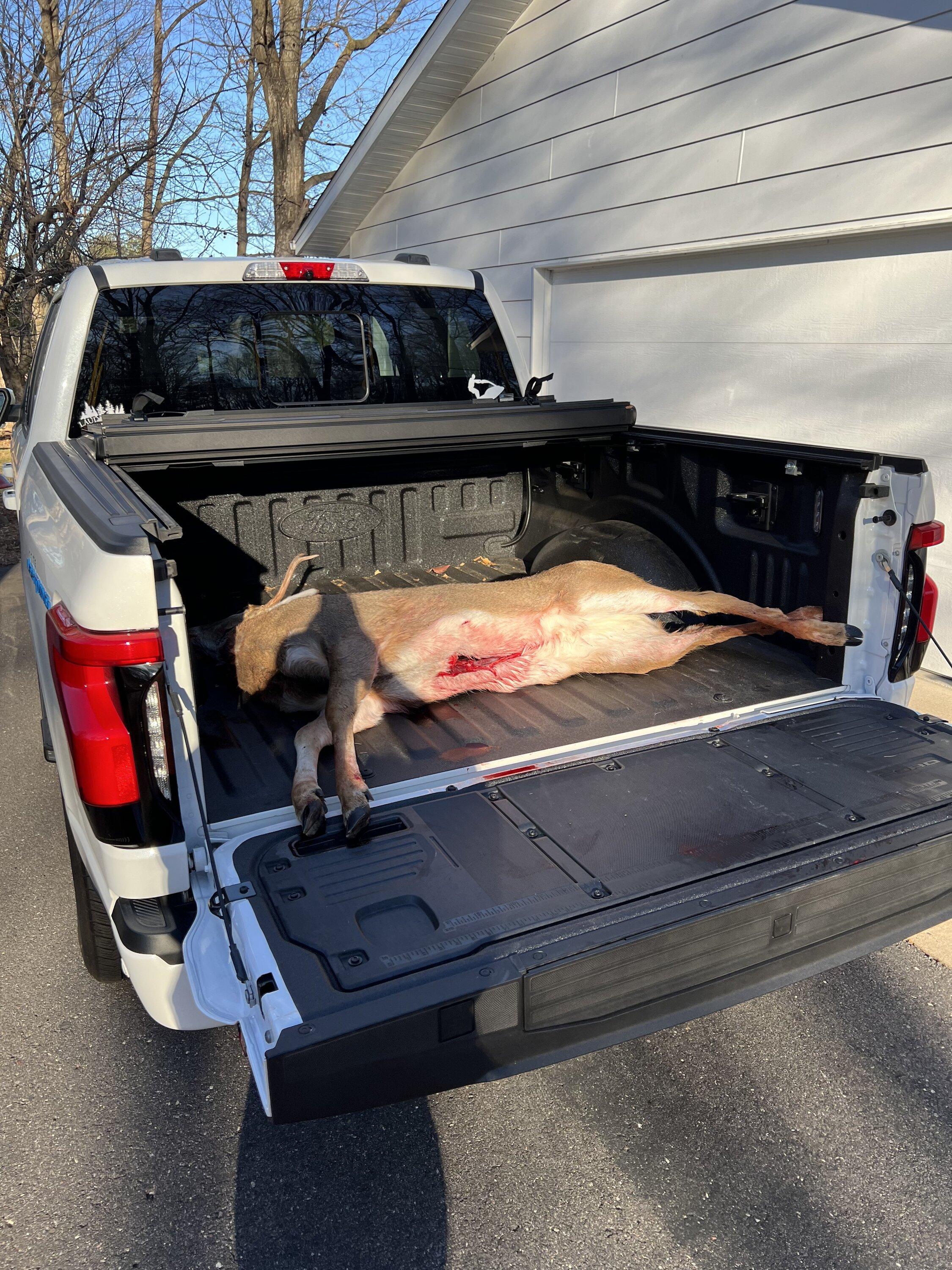 Ford F-150 Lightning Pics of Lightning Trucks Doing Truck Things. Post Yours! 📸 IMG_3642