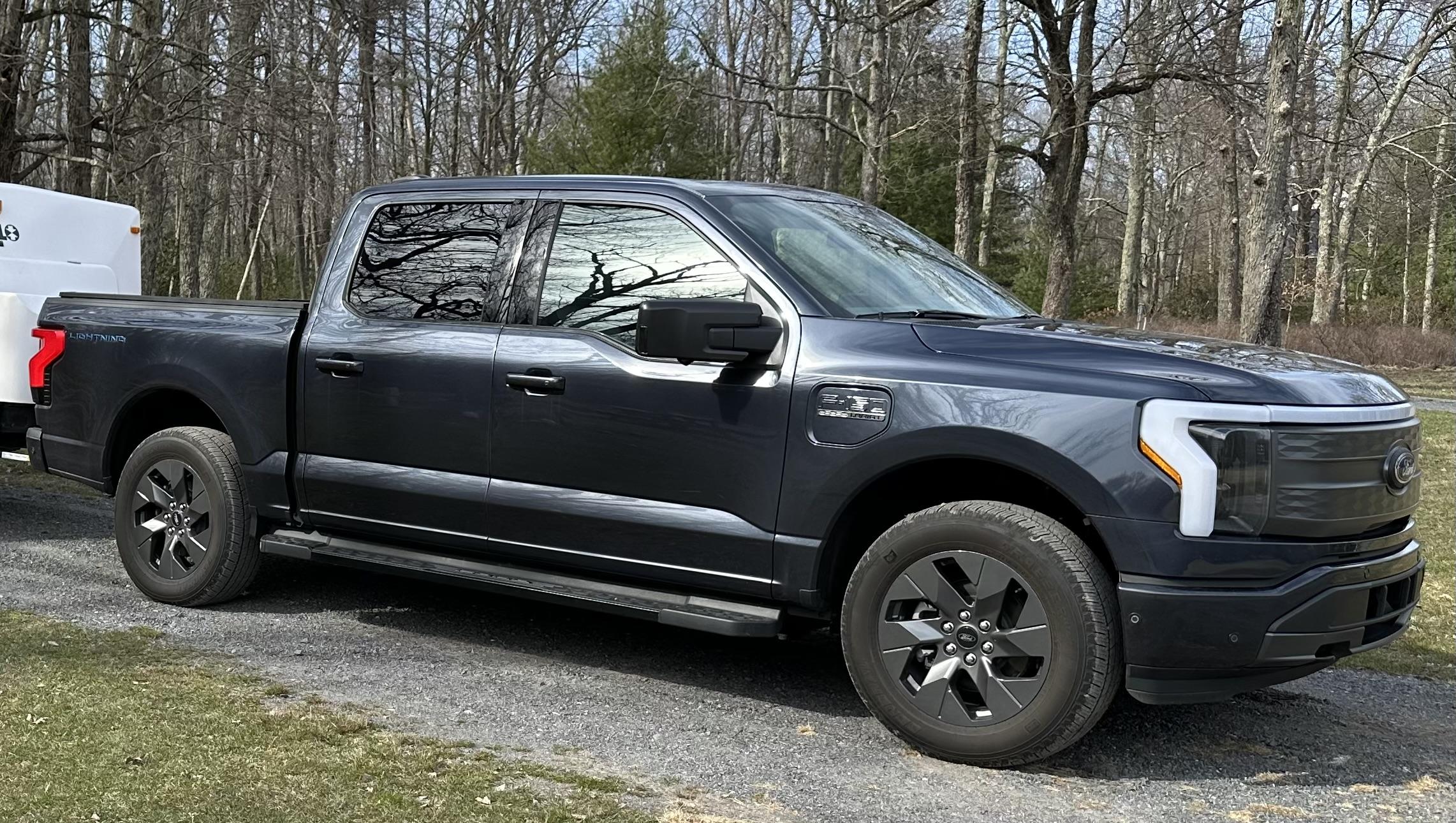 Ford F-150 Lightning Tow mirrors - Best option ? IMG_3710