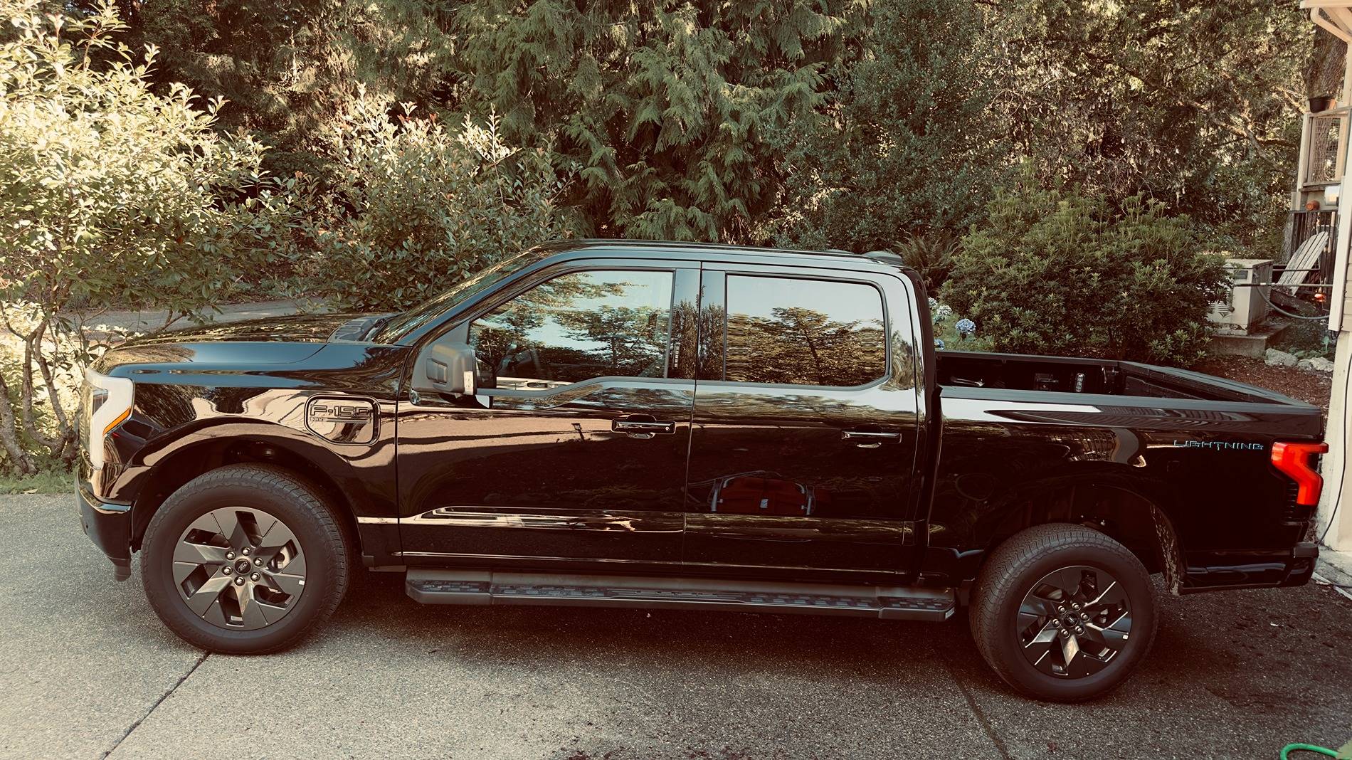 Ford F-150 Lightning Charge Fault with two different at-home chargers (Tesla and Charge point) IMG_4040