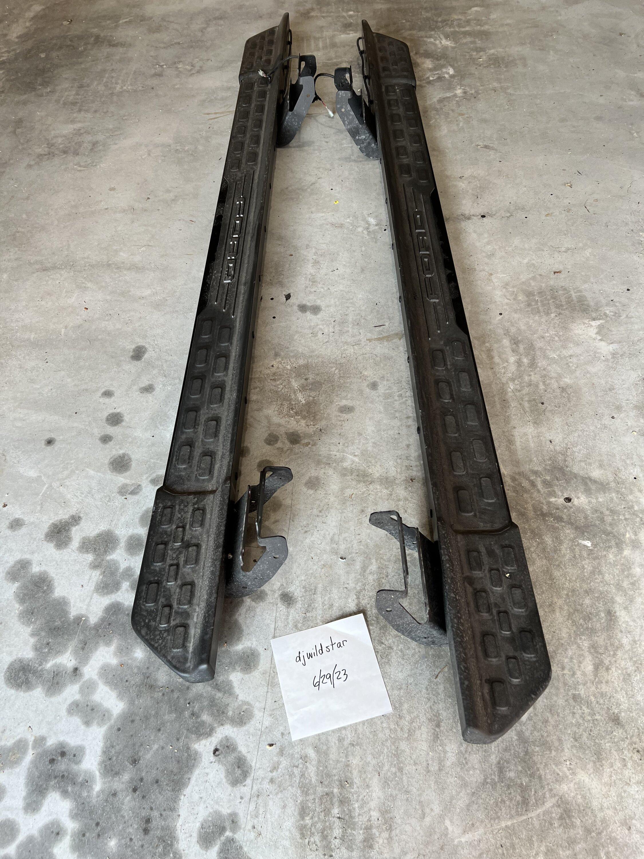 Ford F-150 Lightning OEM Running Boards $200 OBO IMG_4223