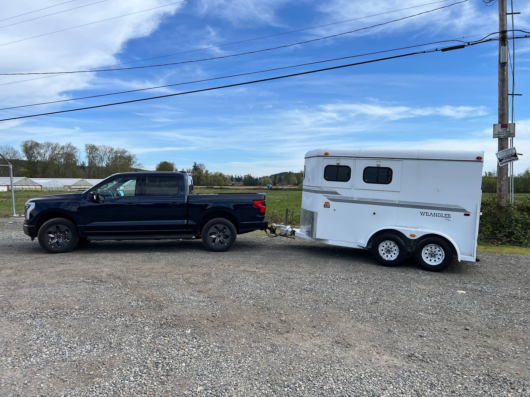 Ford F-150 Lightning Anyone towing horse trailers? Euro vs US style IMG_4493