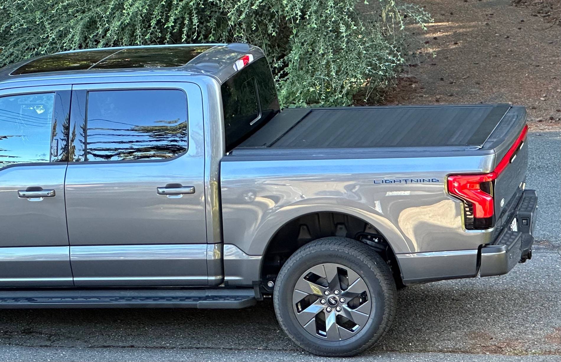 Ford F-150 Lightning Pace Edwards UltraGroove Metal Tonneau Cover and Line-X installed IMG_4630