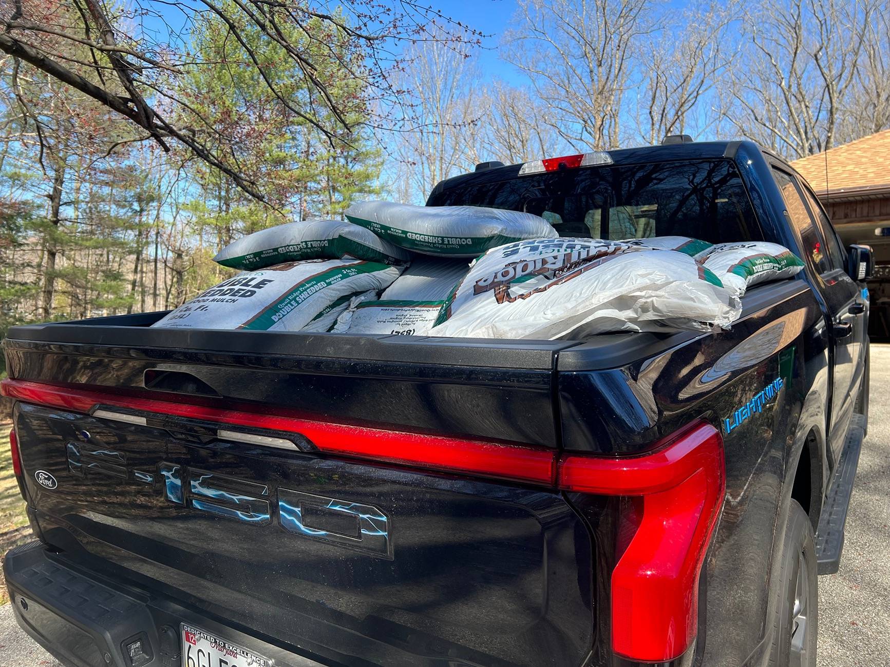 Ford F-150 Lightning Pics of Lightning Trucks Doing Truck Things. Post Yours! 📸 IMG_4657