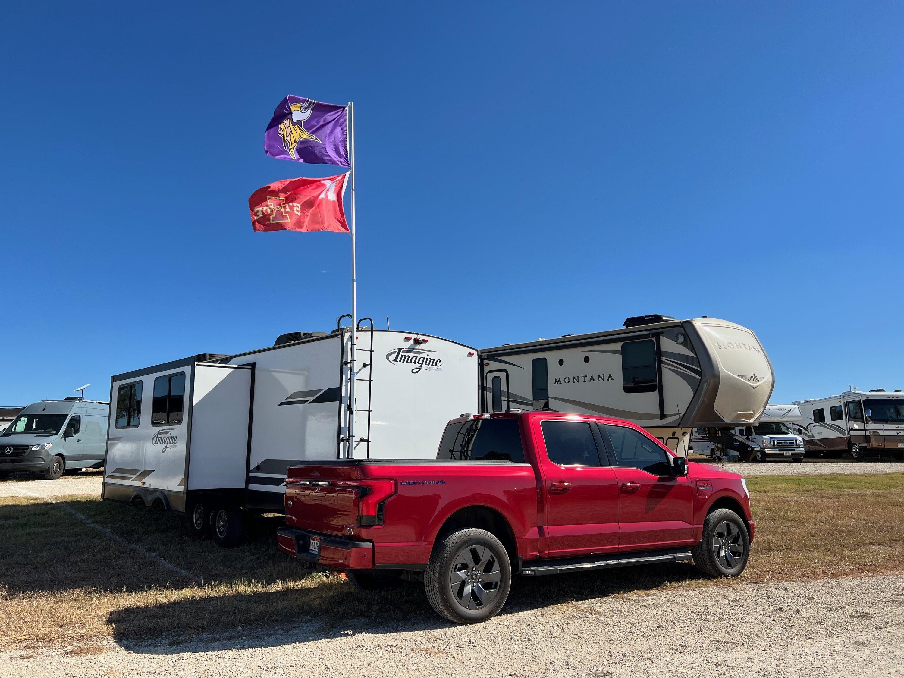 Ford F-150 Lightning Pics of Lightning Trucks Doing Truck Things. Post Yours! 📸 IMG_4905