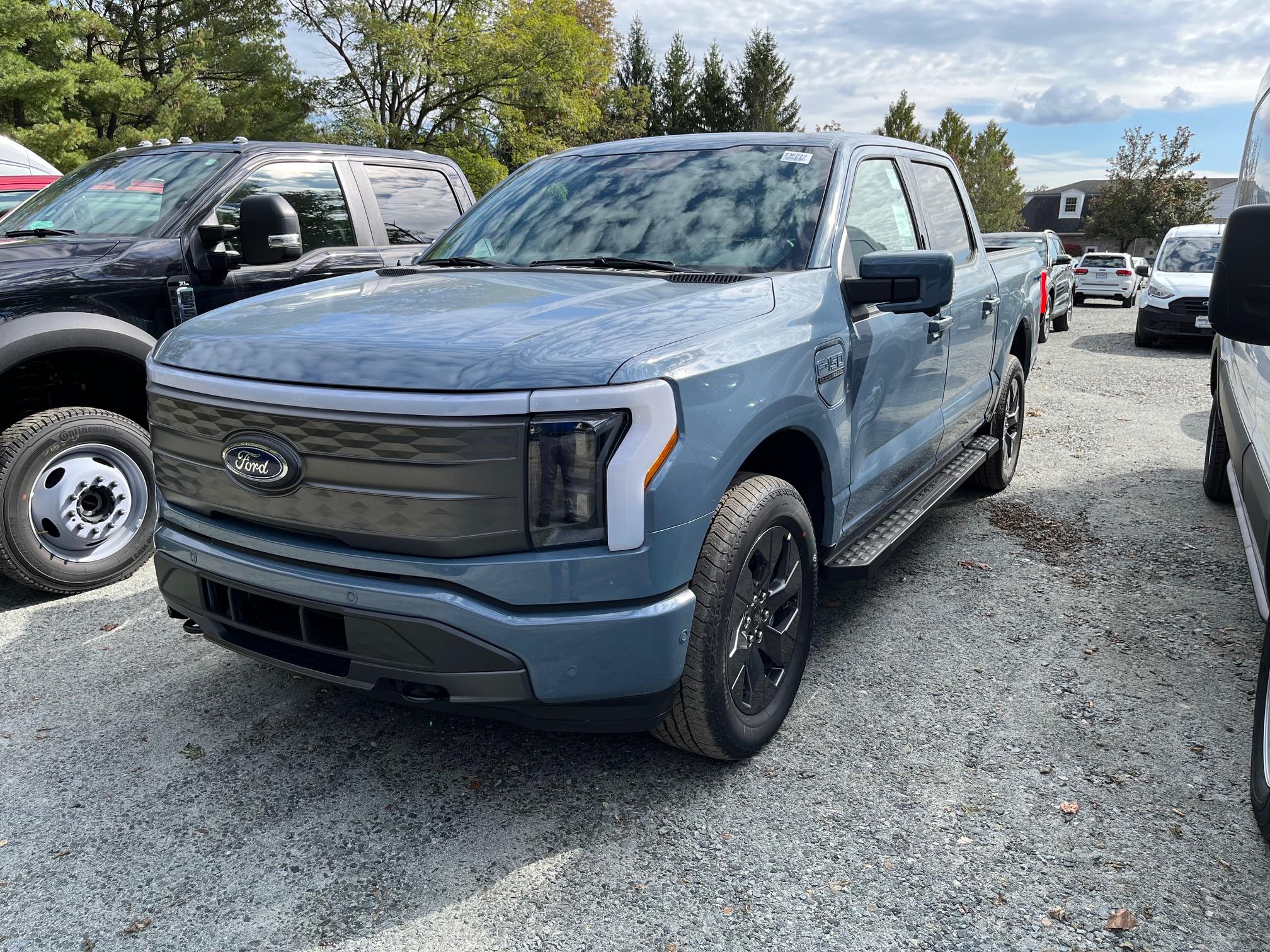 Ford F-150 Lightning 【BestEvMod】Let’s do a giveaway raffle on our Mud Flap! IMG_5482 (2)