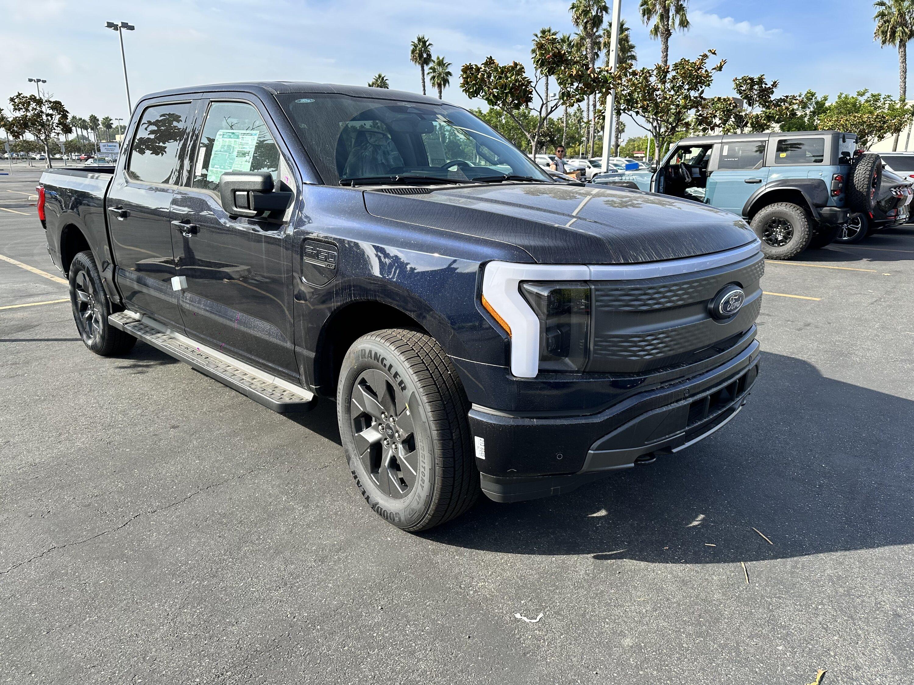 Ford F-150 Lightning ✅ 7/31/2023 Lightning Build Week Group (MY2023) IMG_5656