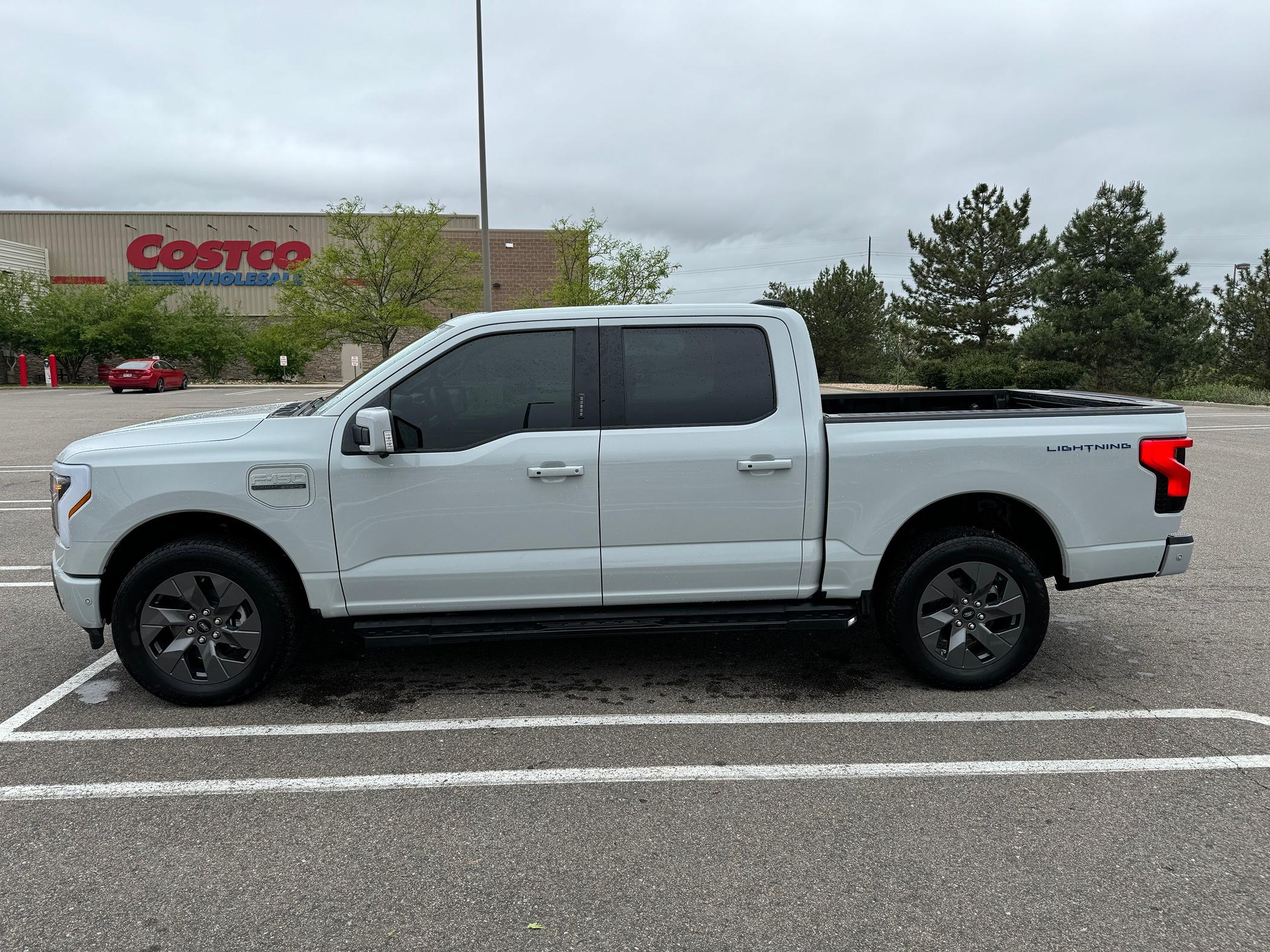 Ford F-150 Lightning $49,999 - 2023 F-150 Lightning Lariat ER - Avalanche Grey IMG_5878