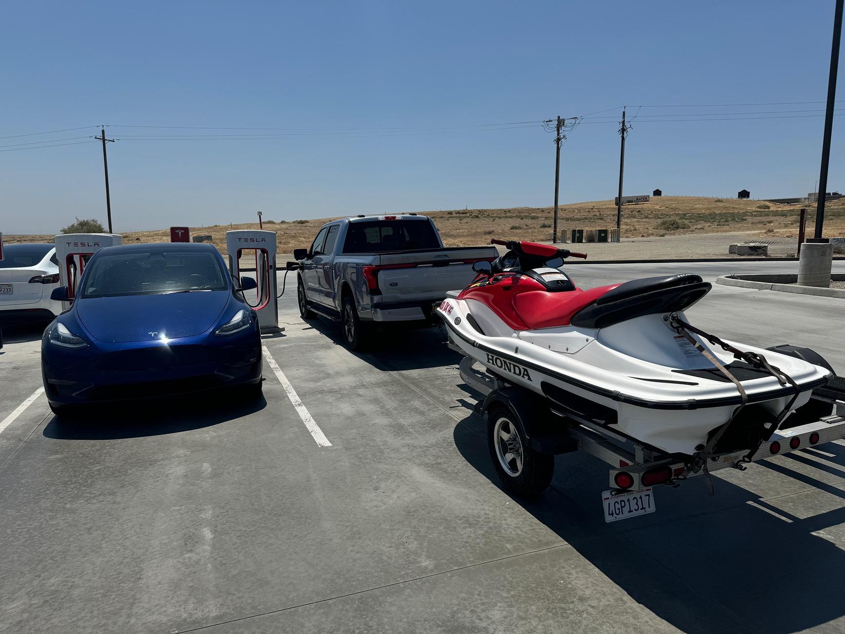 Ford F-150 Lightning Towing 1.0 kWh/mile (7,000 lb boat) IMG_6132