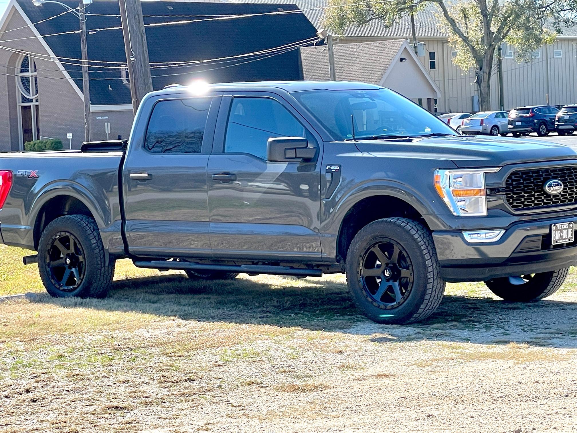 Ford F-150 Lightning Aftermarket Wheels / Tires Thread IMG_6251