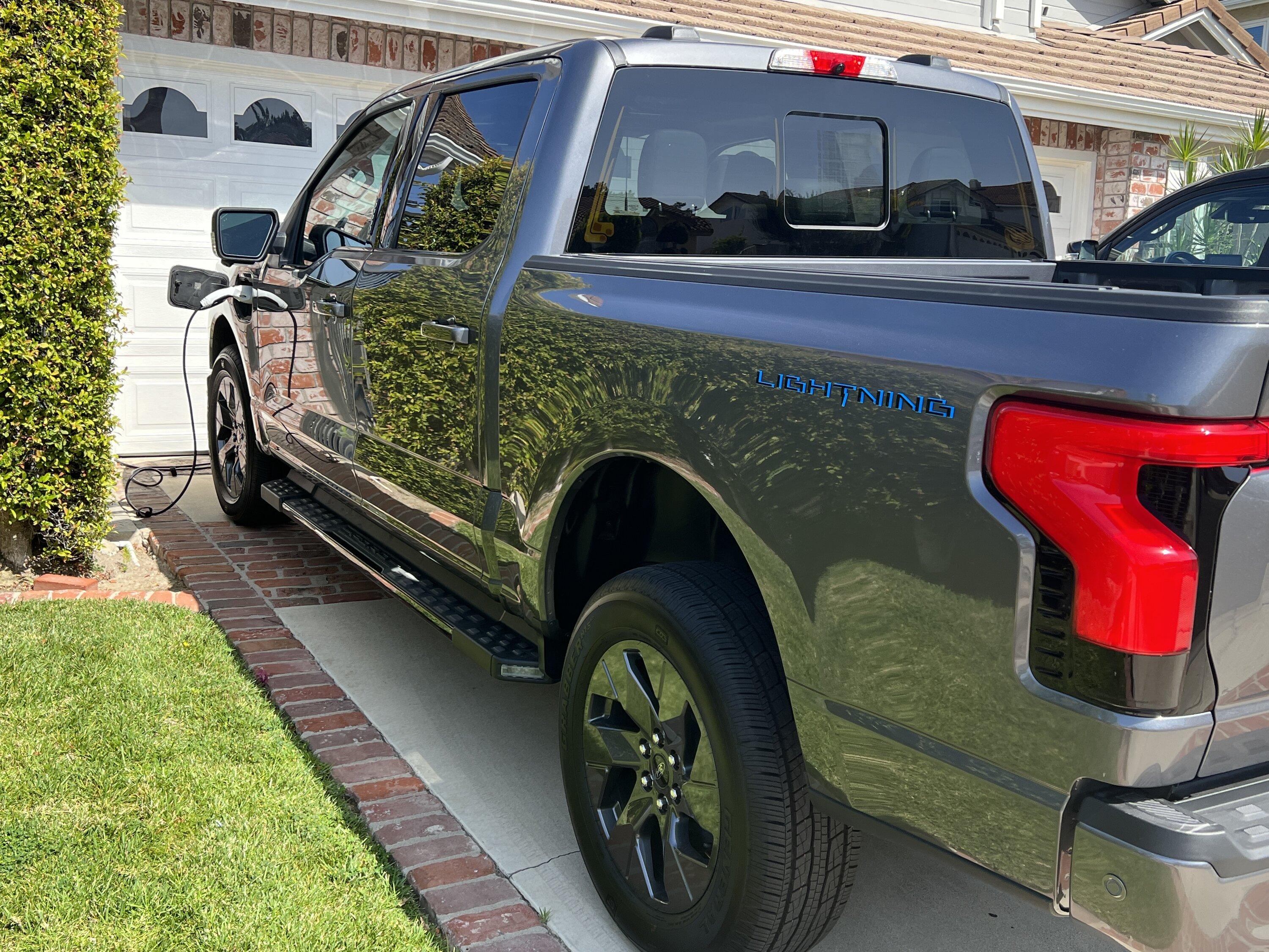 Ford F-150 Lightning ✅ 5/9 Lightning Build Week Group IMG_6460.JPG