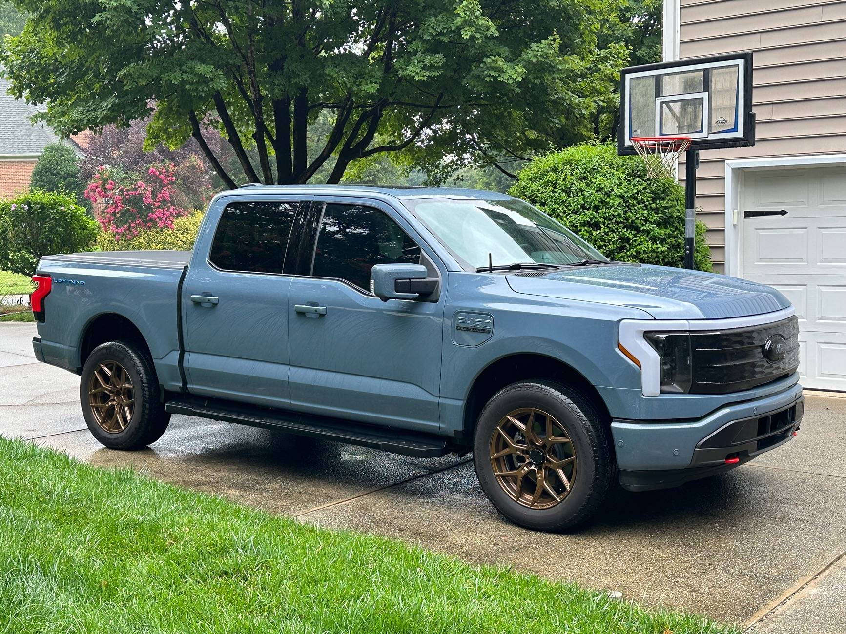 Ford F-150 Lightning Will VenomRex VR601 fit without modifications? IMG_6669