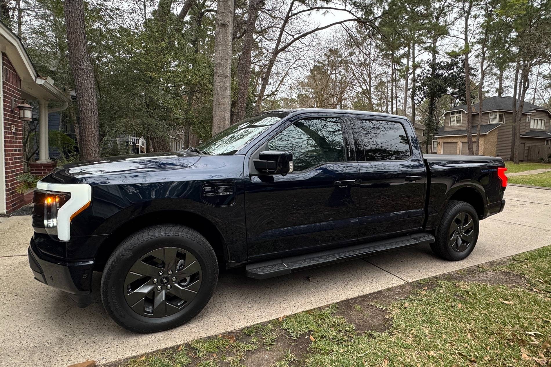 Ford F-150 Lightning 34" tires on stock - THEY FIT IMG_6704