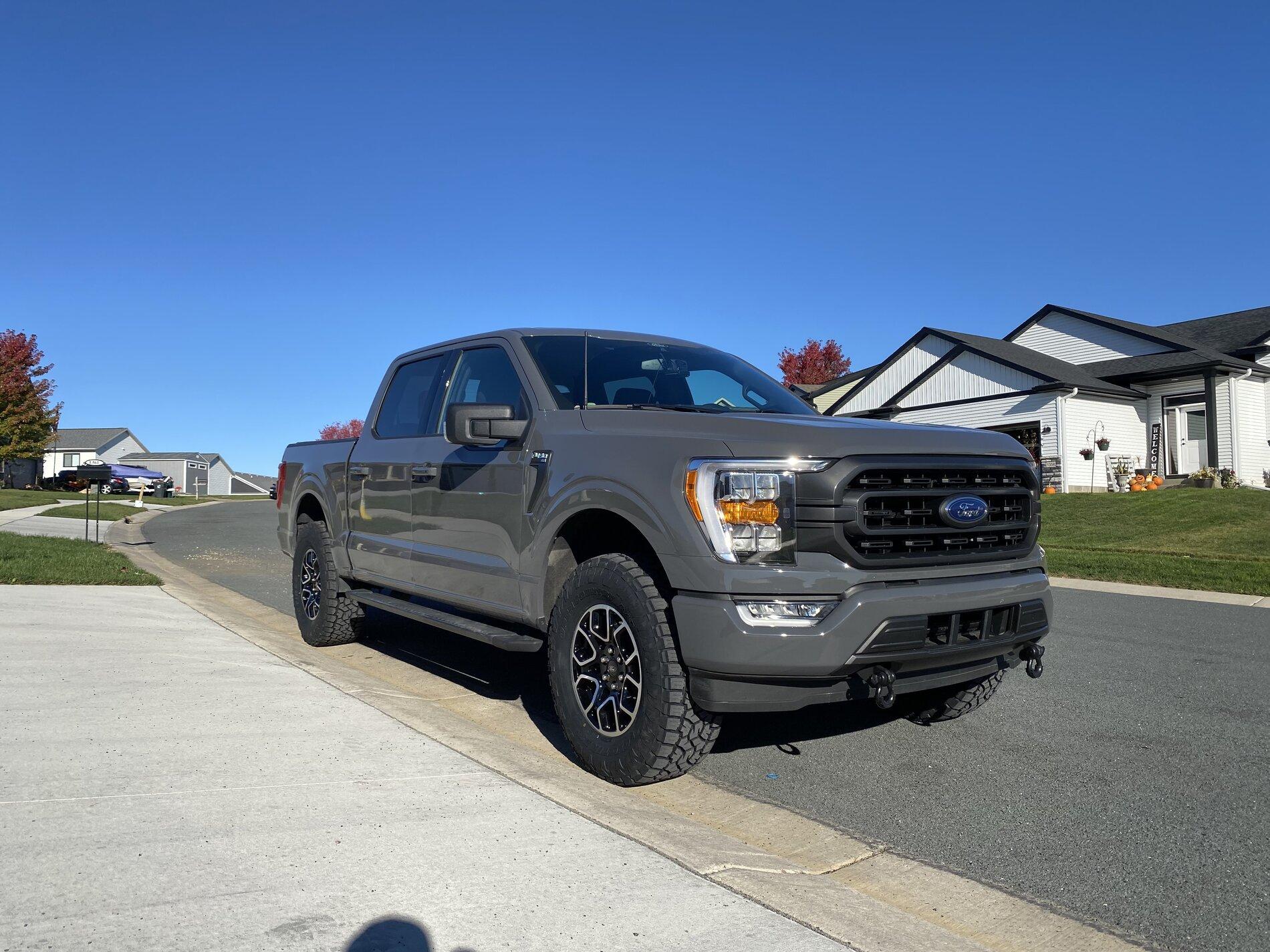 Ford F-150 Lightning Factory Wheels with Aftermarket Tire Thread IMG_6726