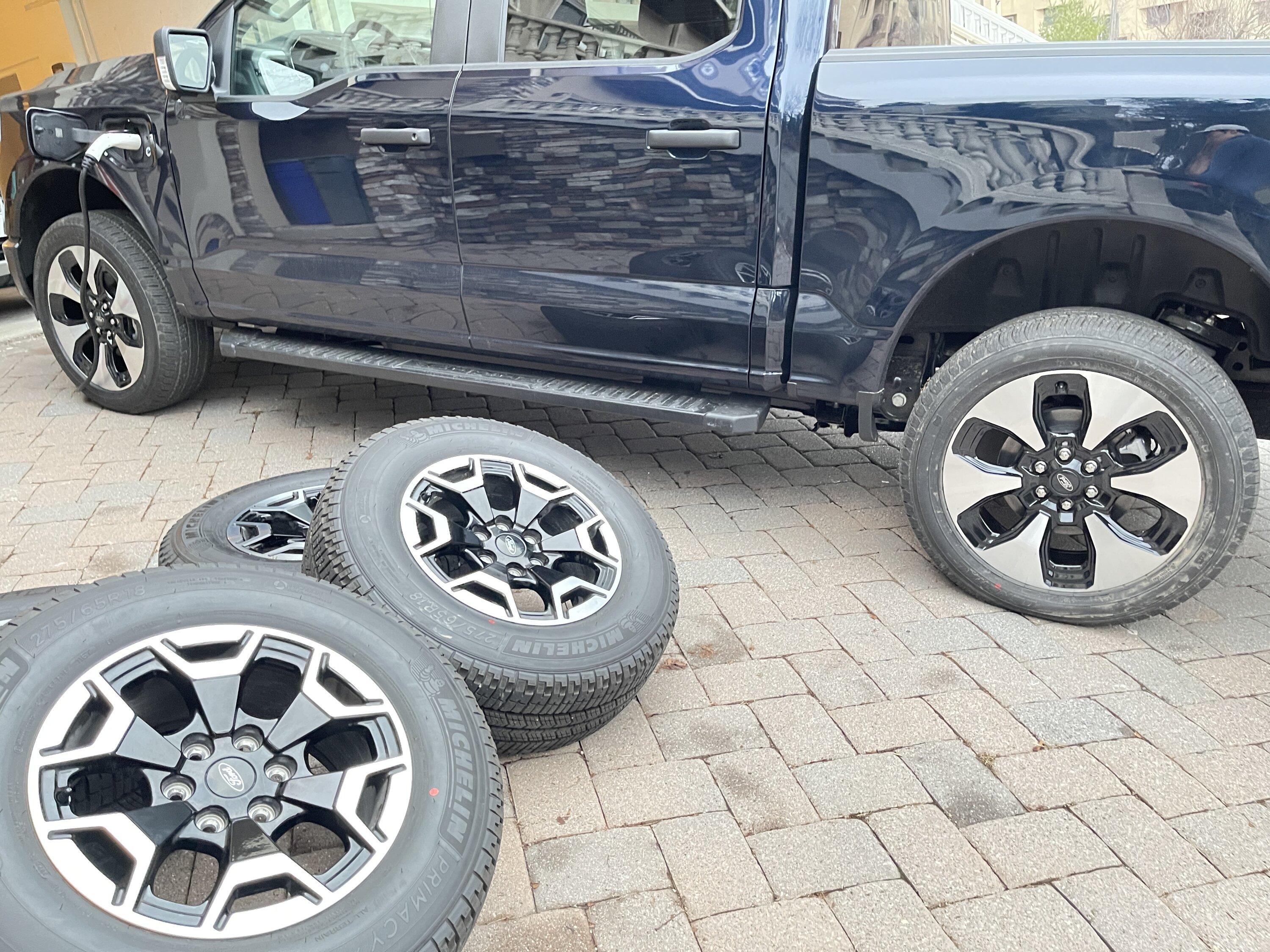 Ford F-150 Lightning 2023 Ford F150 Lightning Pro 18 inch take offs IMG_6981.JPG