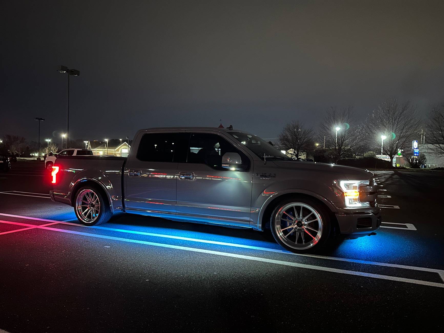 Ford F-150 Lightning Tinted light bar IMG_7080