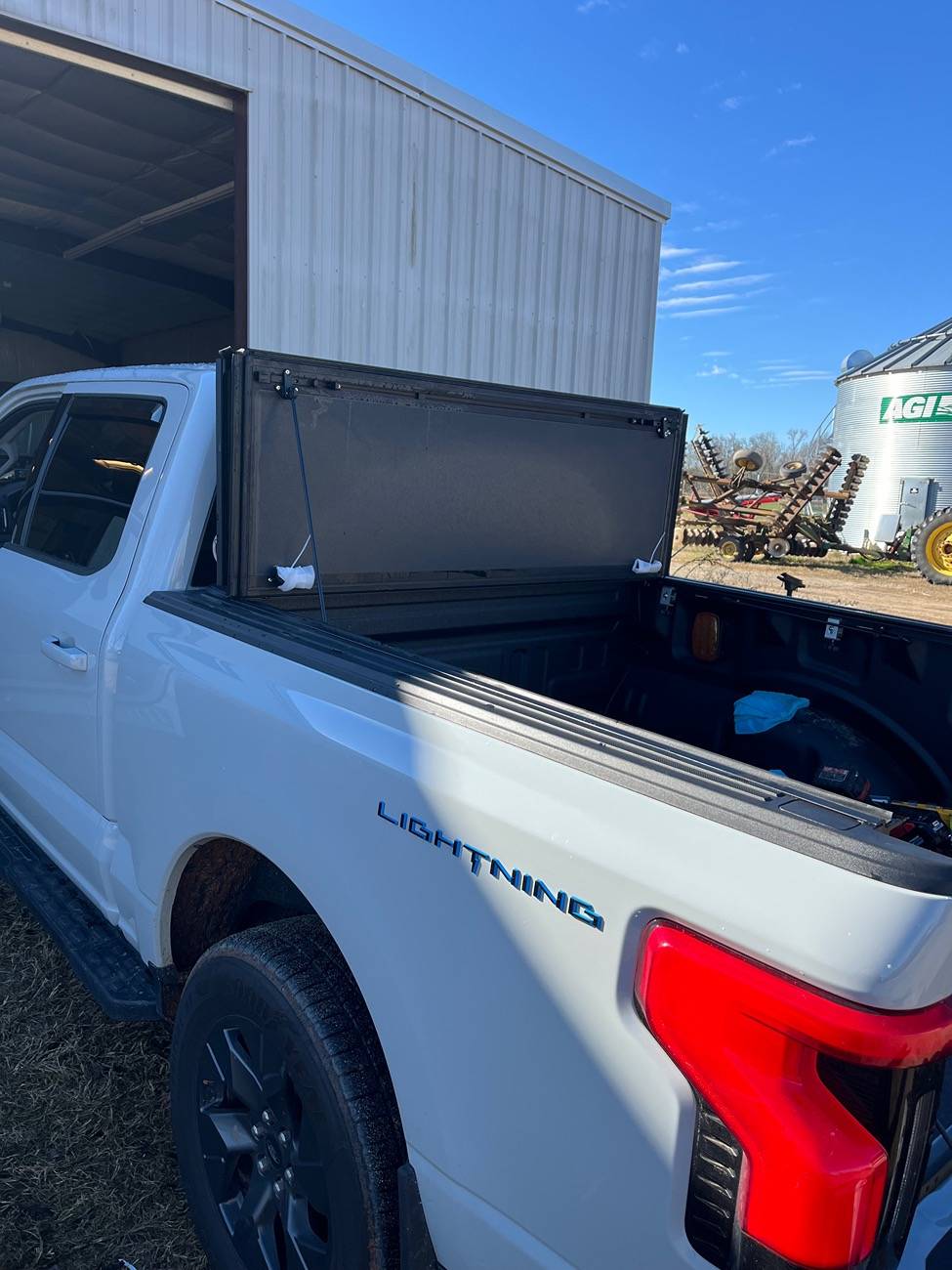 Ford F-150 Lightning Tonneau covers - What year F150s will be compatible with my lightning? IMG_7245