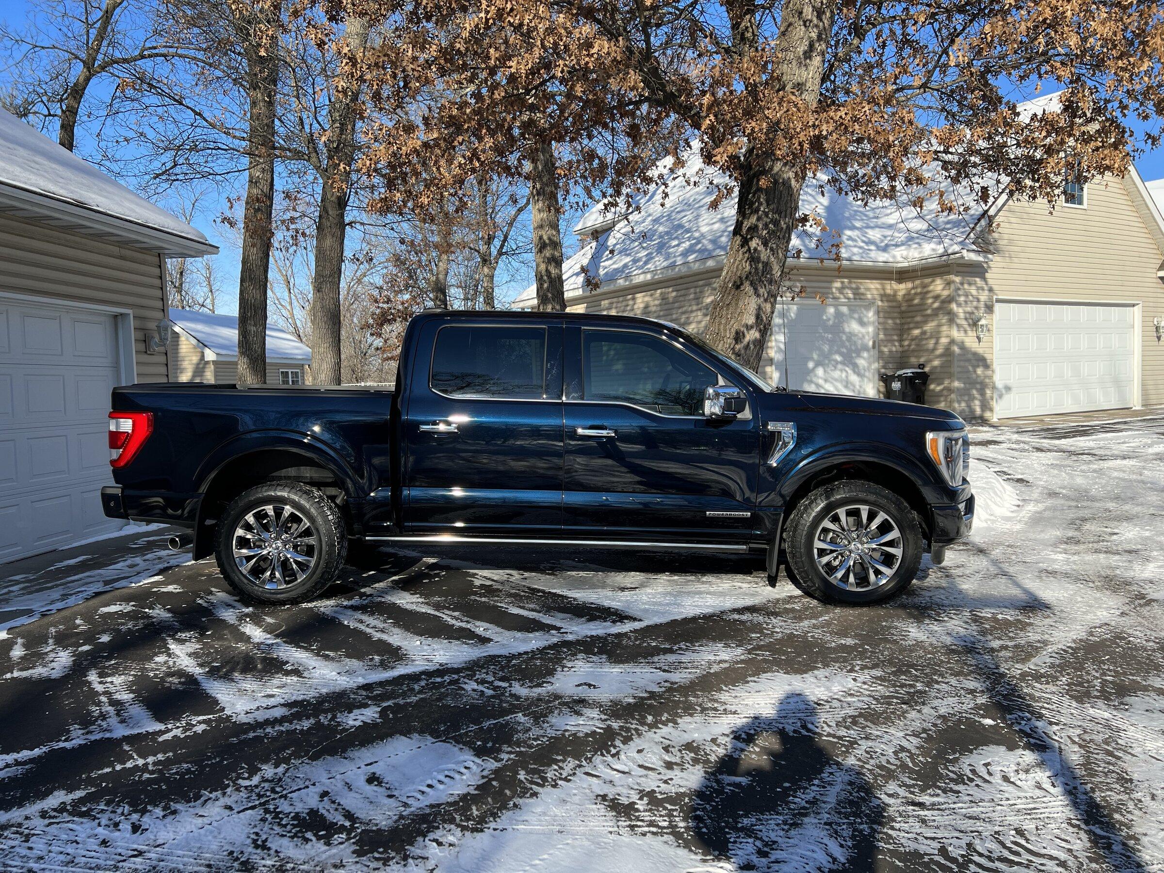 Ford F-150 Lightning Antimatter Blue & Chrome - Wheel Options? IMG_8473[1].JPG