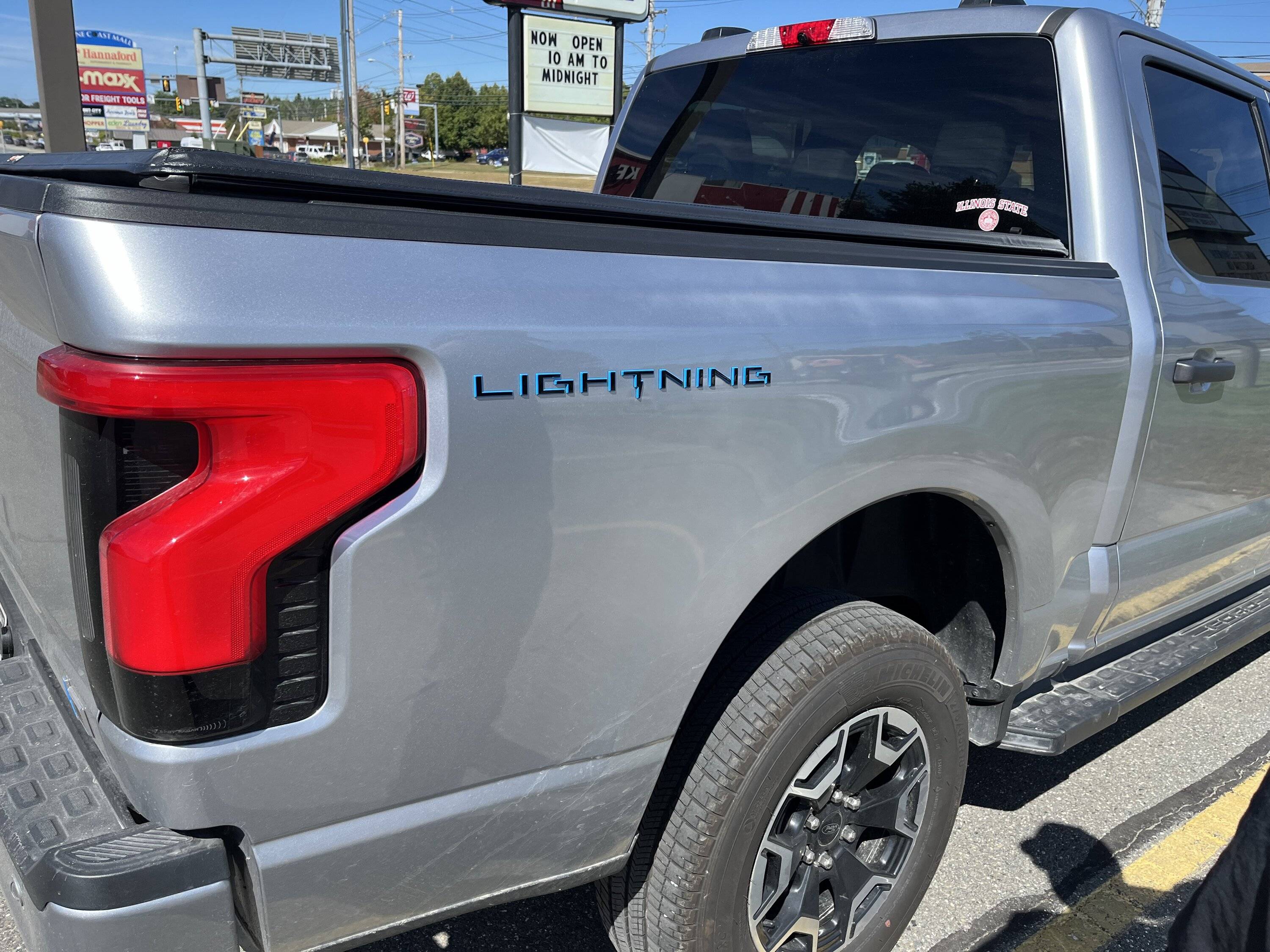 Ford F-150 Lightning Anyone seen anything like this? Bedside base coat issue.. IMG_9217