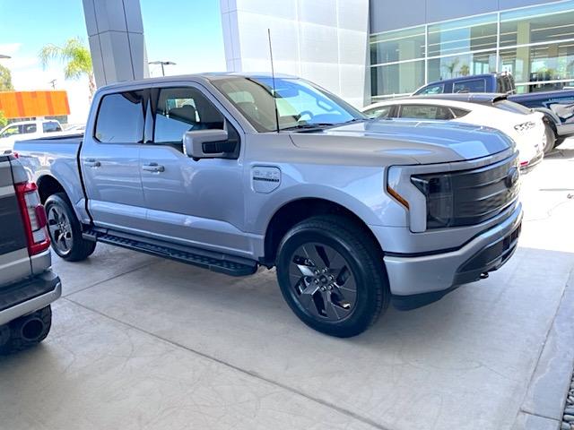 Ford F-150 Lightning ✅  6/13 Lightning Build Week Group IMG_9301.JPG