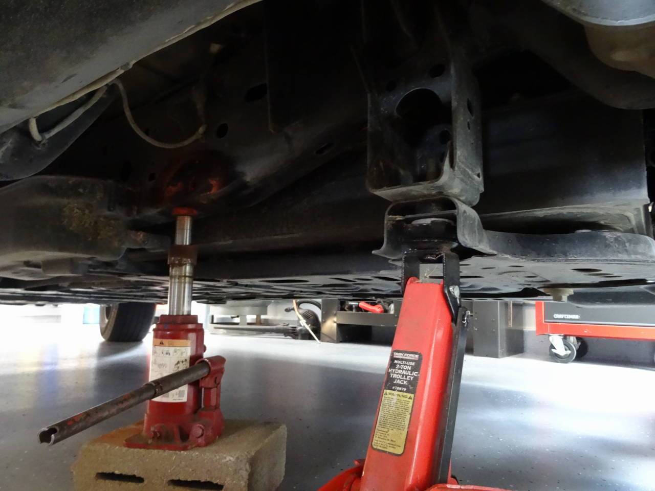 Ford F-150 Lightning How can I use jack stands when the jack is in the only jacking point under truck? jack.JPG