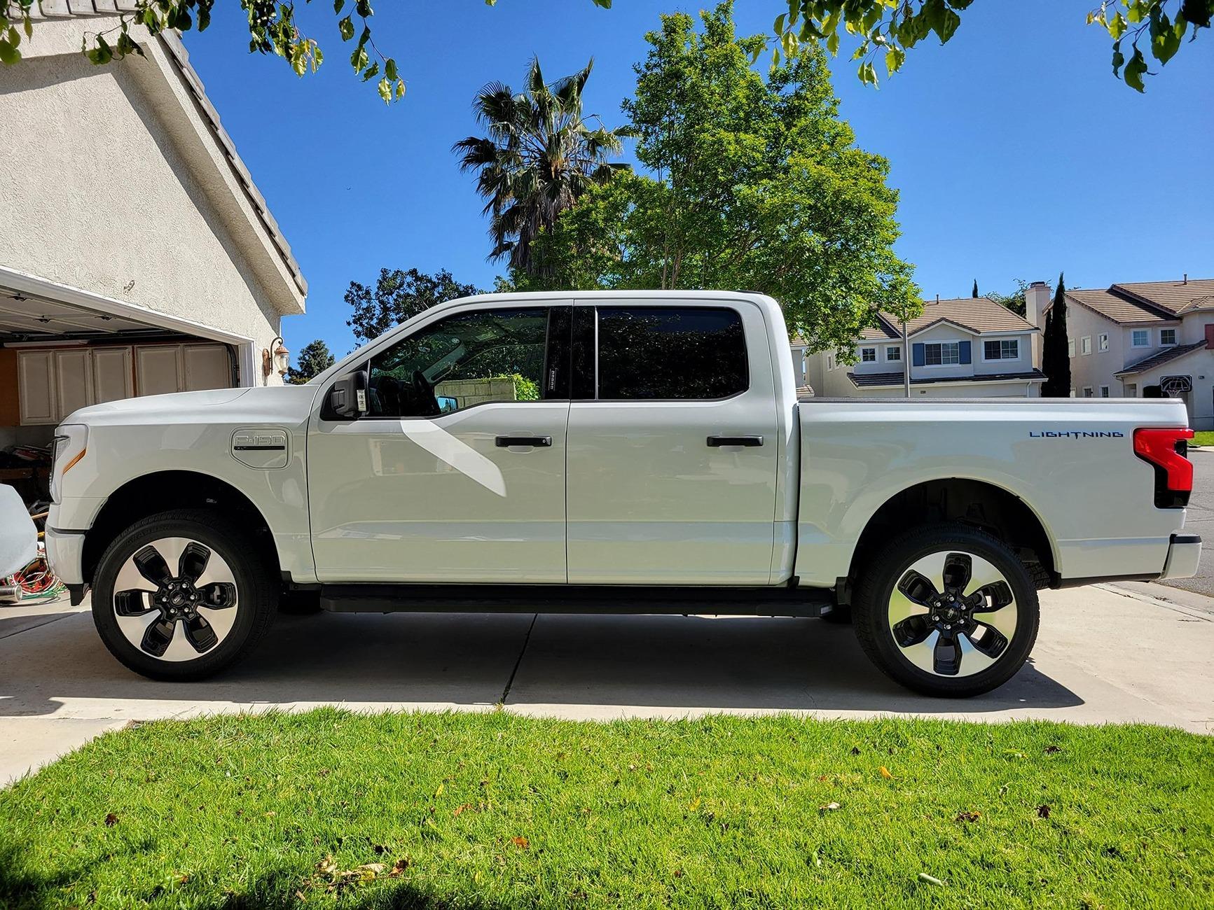 Ford F-150 Lightning Post a picture of your current vehicle l