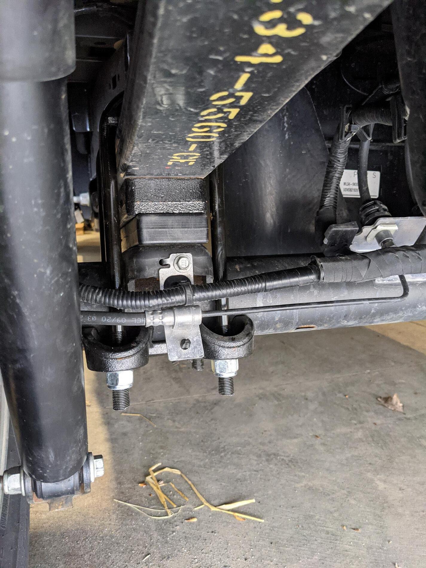 Ford F-150 Lightning Anyone install rear blocks? Lift Block 2