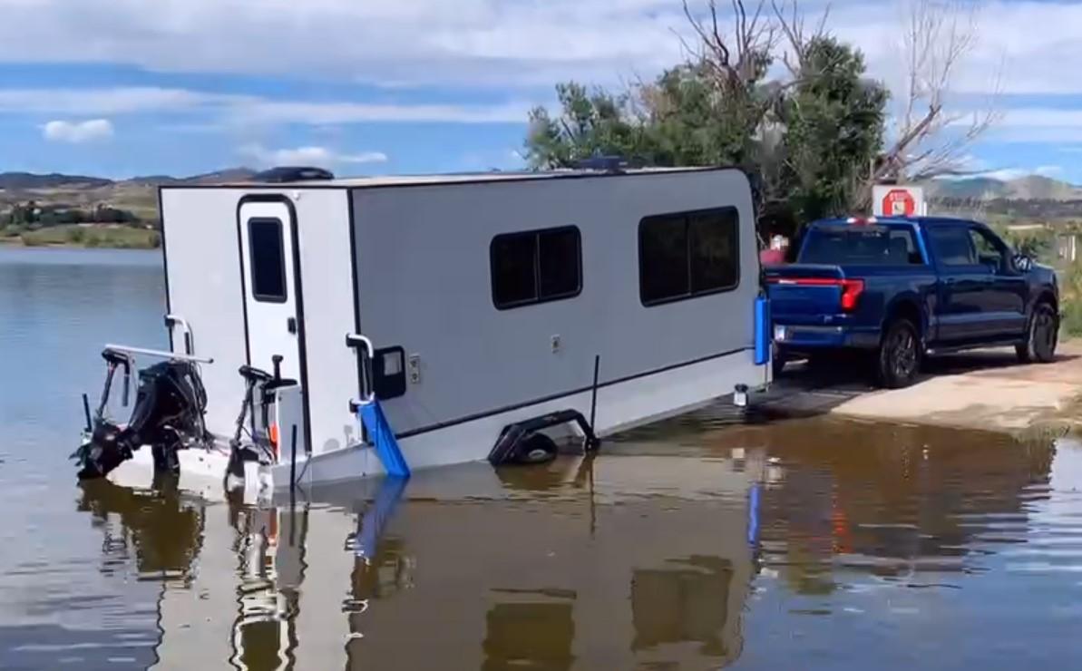 Ford F-150 Lightning Pics of Lightning Trucks Doing Truck Things. Post Yours! 📸 Lightning launching CampinBoat