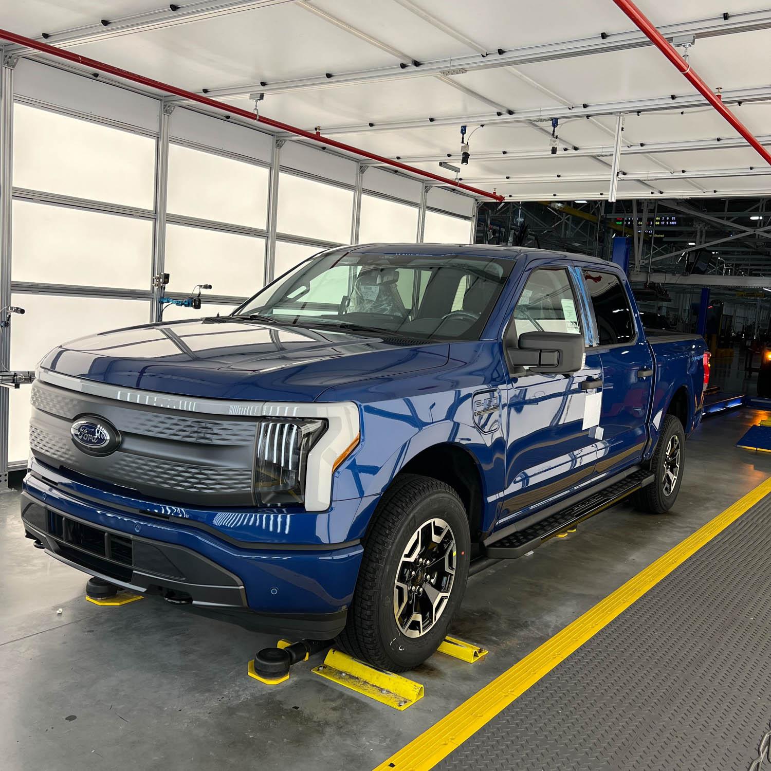 Ford F-150 Lightning ✅ 5/30 Lightning Build Week Group My F-150 Lightnin