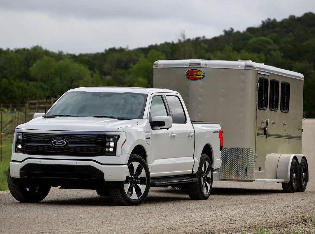 Ford F-150 Lightning OXFORD WHITE F-150 Lightning Photos & Club Oxford White Lightning F150