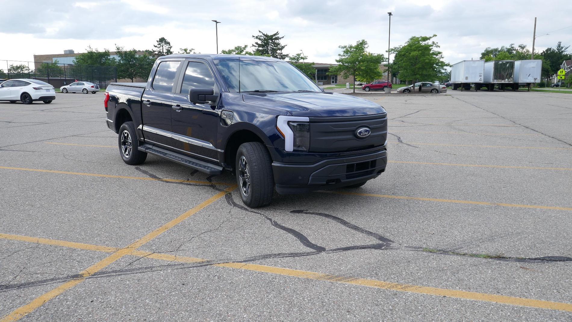 Ford F-150 Lightning 2022 Ford Lightning Pro P1070874.JPG