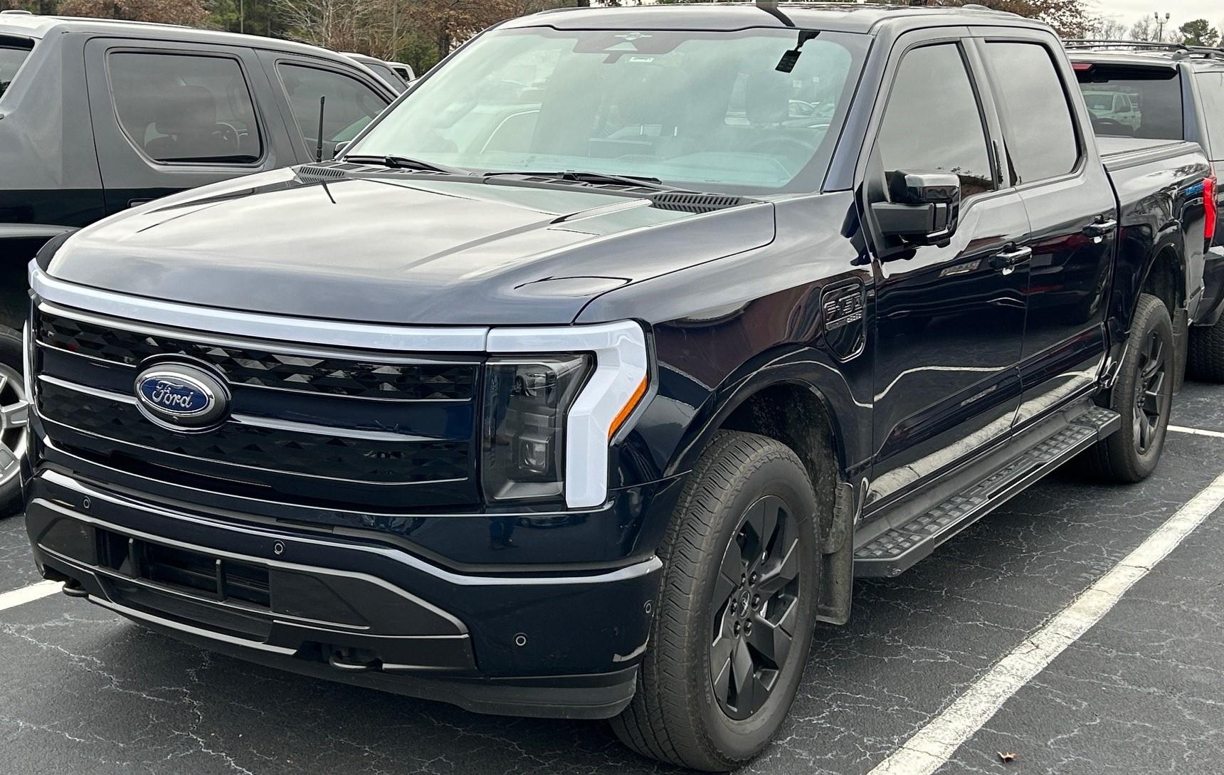 Ford F-150 Lightning fixed that grille painted grille isometric view zoomed