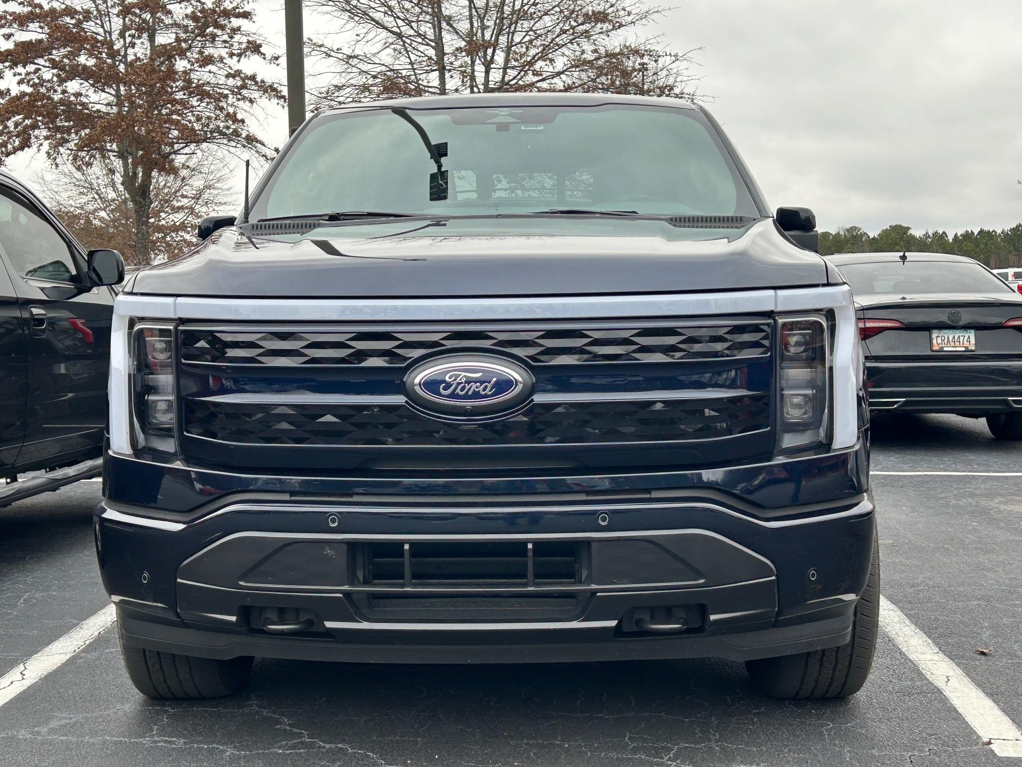 Ford F-150 Lightning New Lightning grill painted grille