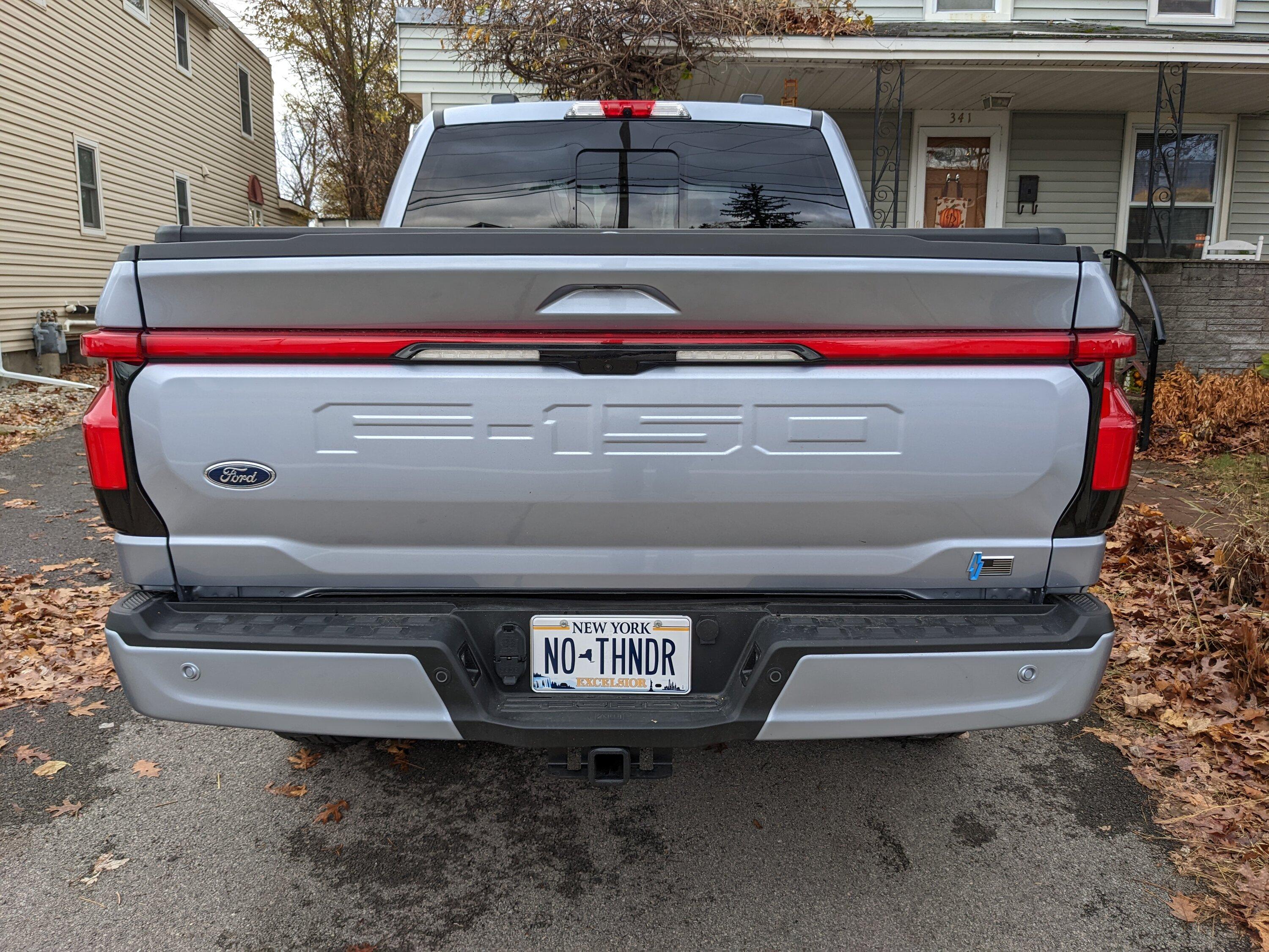 Ford F-150 Lightning 🙋‍♂️ What Did You Do To Your Lightning Today? PXL_20221112_170152405