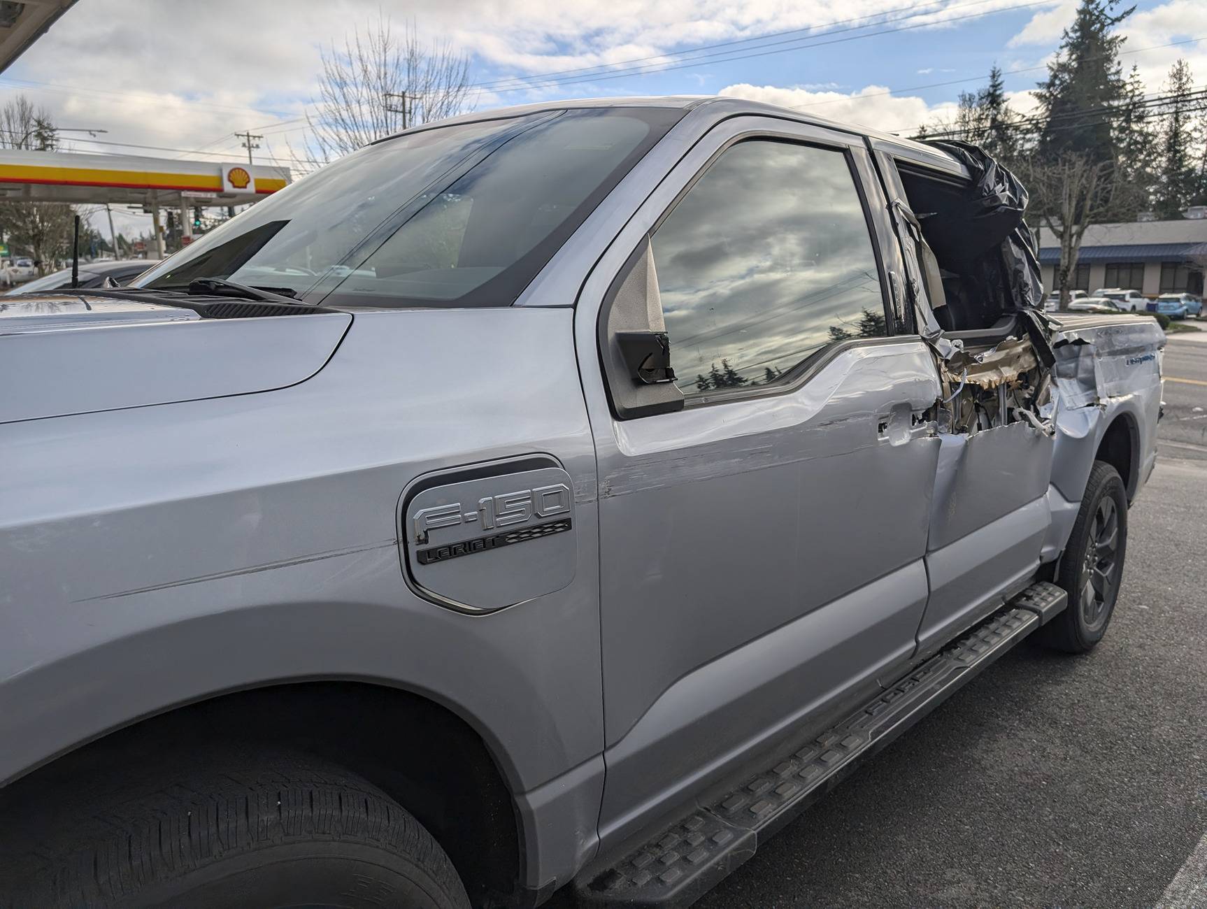 Ford F-150 Lightning C-Pillar Crushed, need repair in Seattle PXL_20241126_200210720.RAW-01.COVER