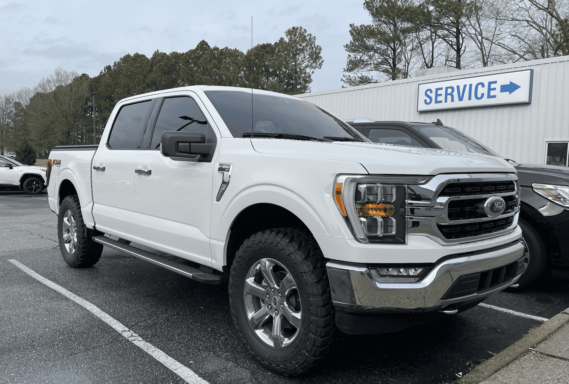 Ford F-150 Lightning Factory Wheels with Aftermarket Tire Thread {filename}