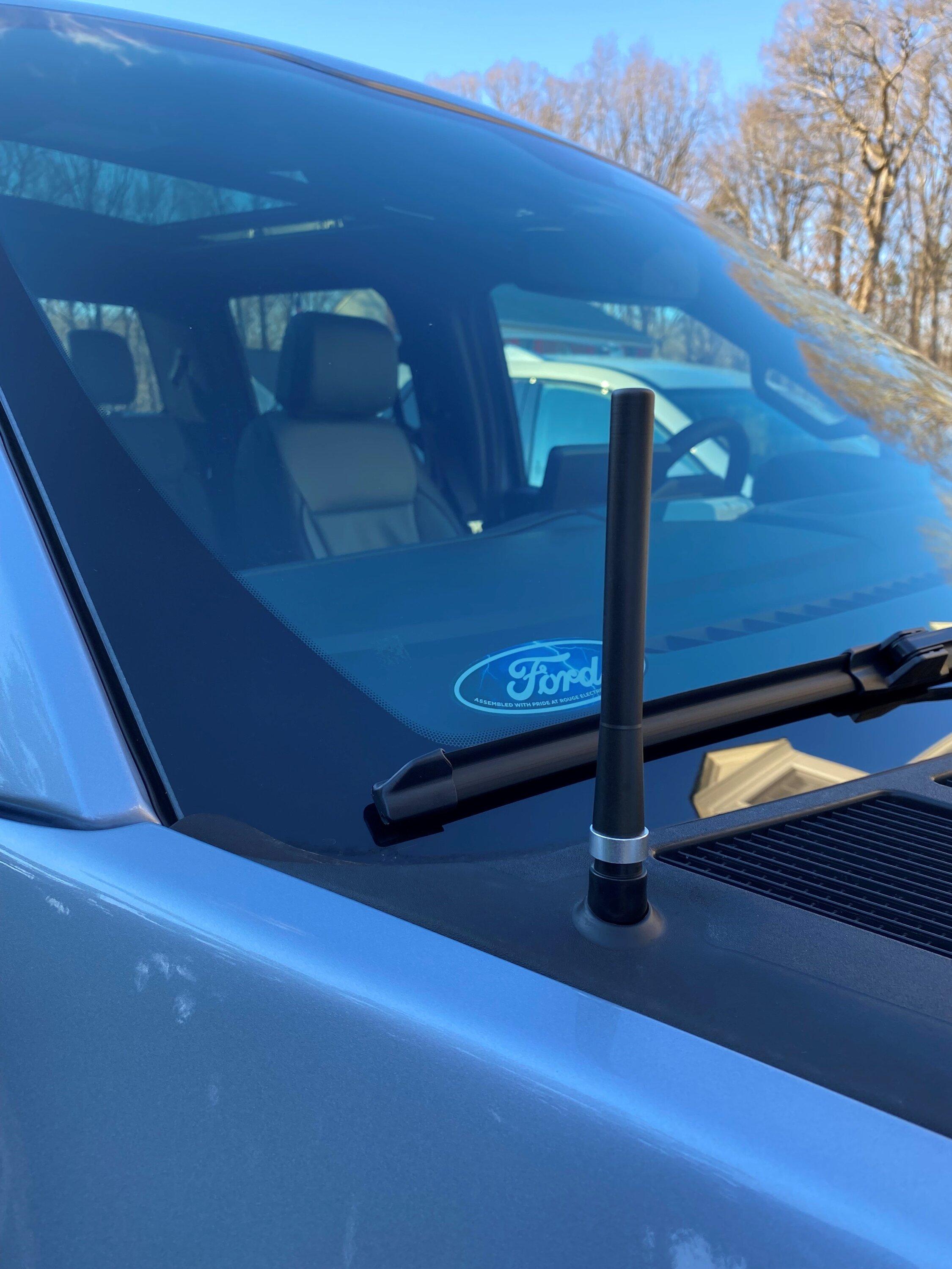 Ford F-150 Lightning Stubby Antenna Help stubby