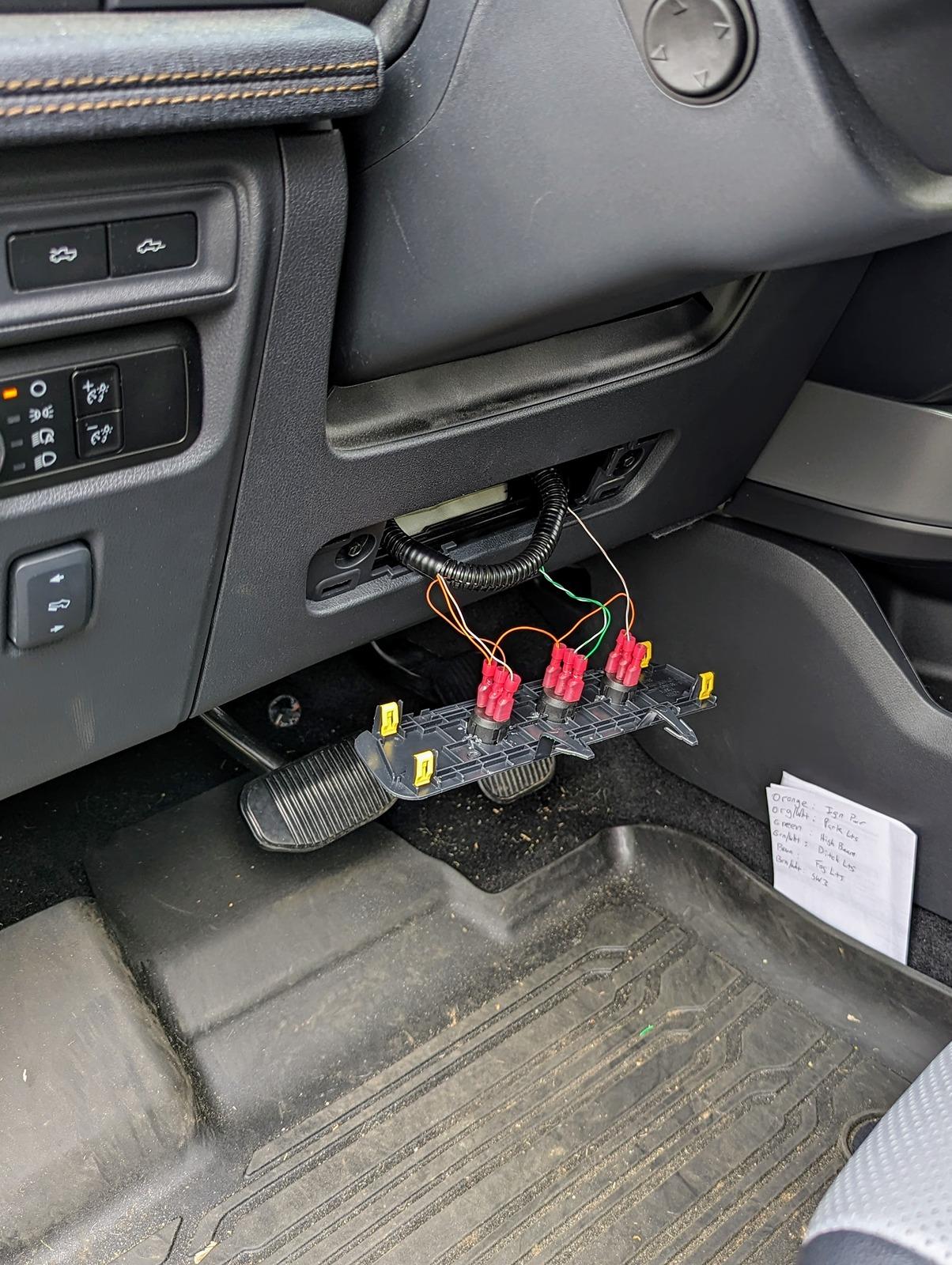 Ford F-150 Lightning Fog lights and ditch lights with backlighting, switches, and canbus integrated controls Switches wirin