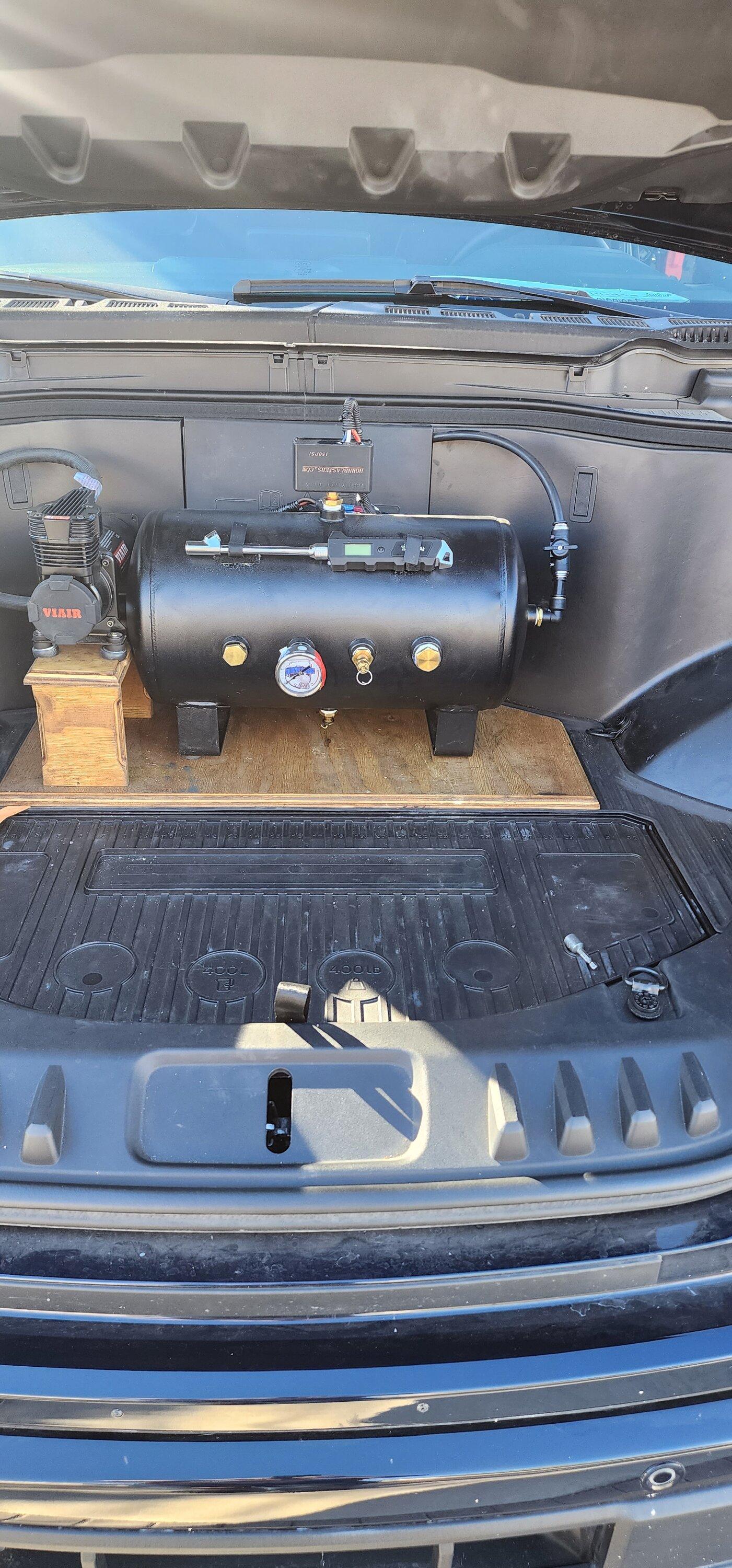 Ford F-150 Lightning “NIGHTMARE EDITION TRAIN HORN” Setup- 147.7 dB for the F150 Lightning Tank wood Base 1