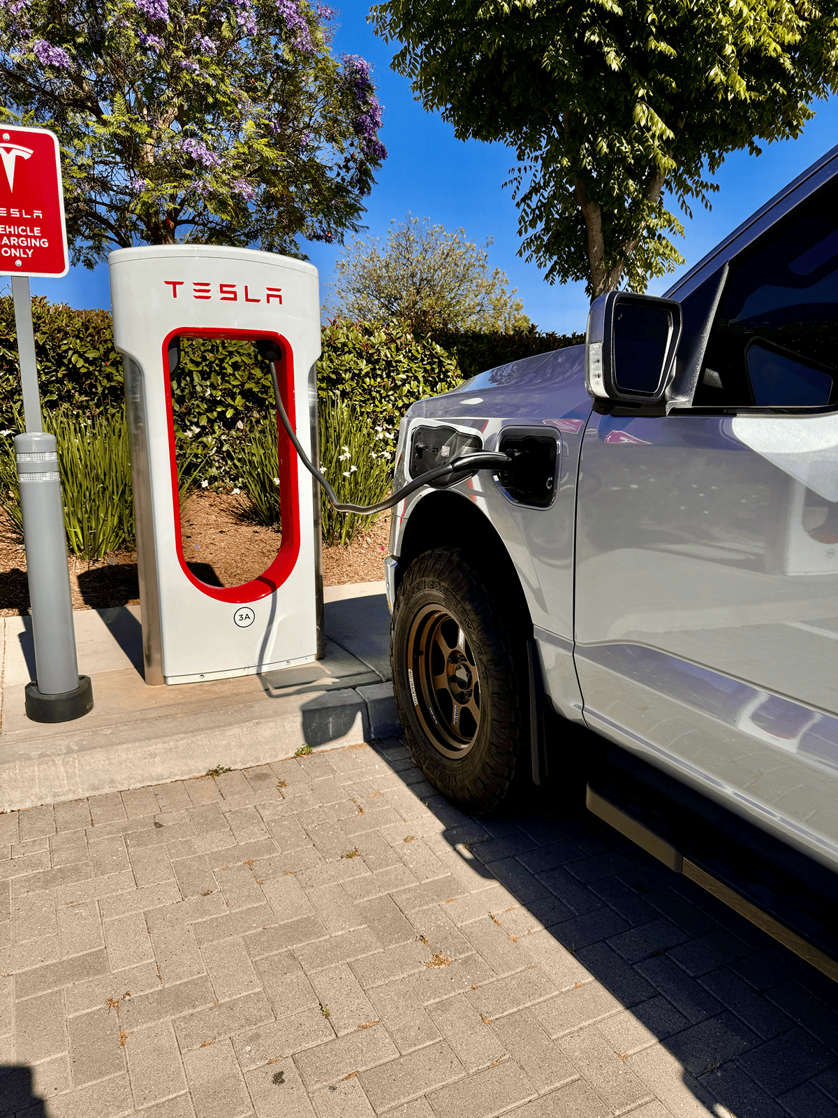 Ford F-150 Lightning First Tesla Supercharging Experience tempImagewZ1ExD