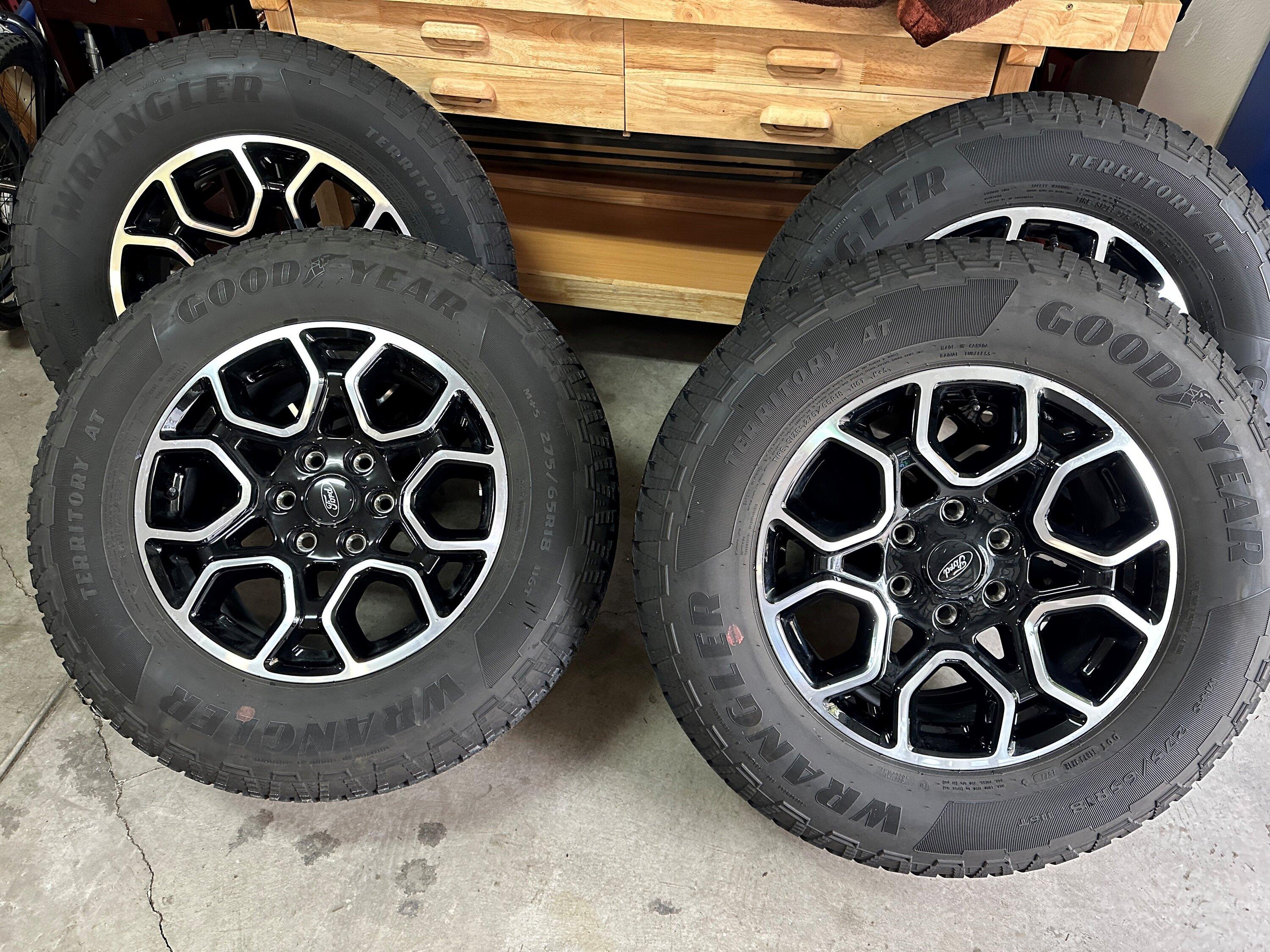 Ford F-150 Lightning 22' F-150 18" OEM TAKE OFFS W/ ALL TERIAN TIRES TIRES-1