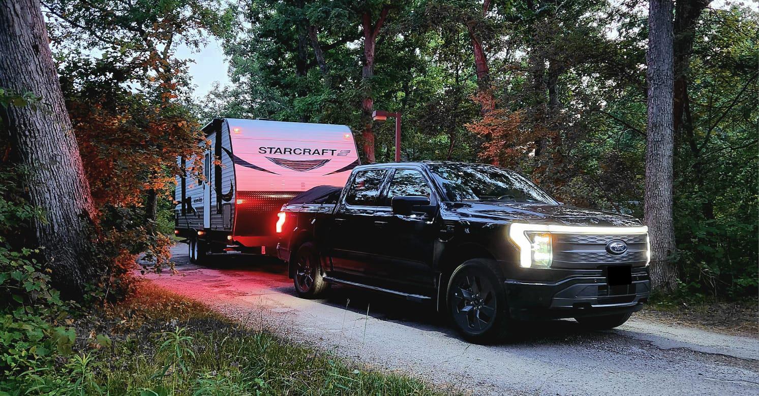 Ford F-150 Lightning Towing Over 5000lbs Capacity (7000lbs Camper) tow