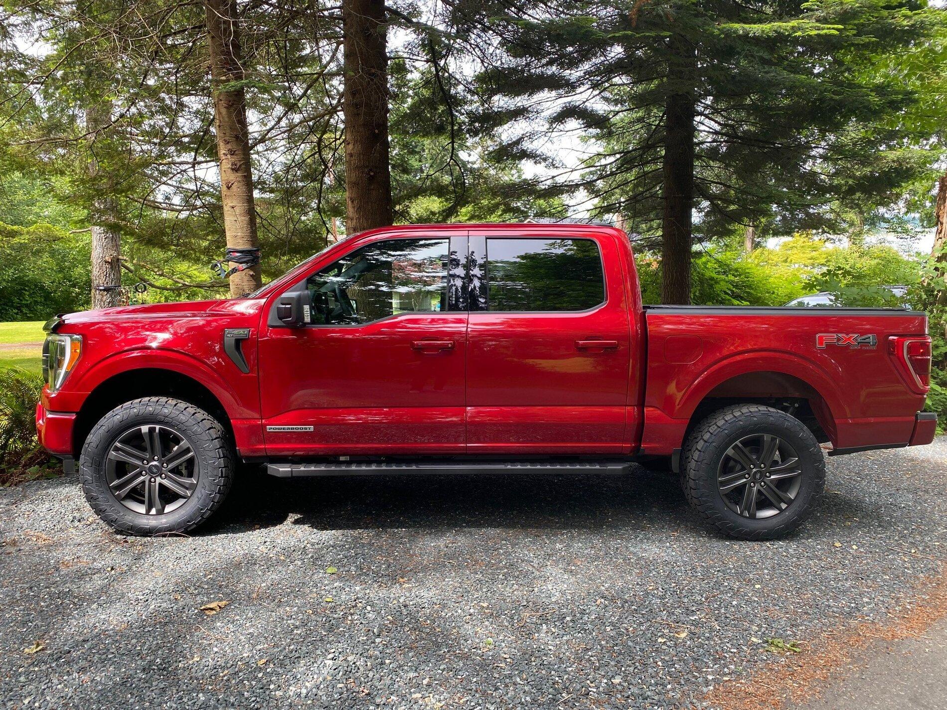 Ford F-150 Lightning What size tires with 2" rough country leveling kit? Truck2