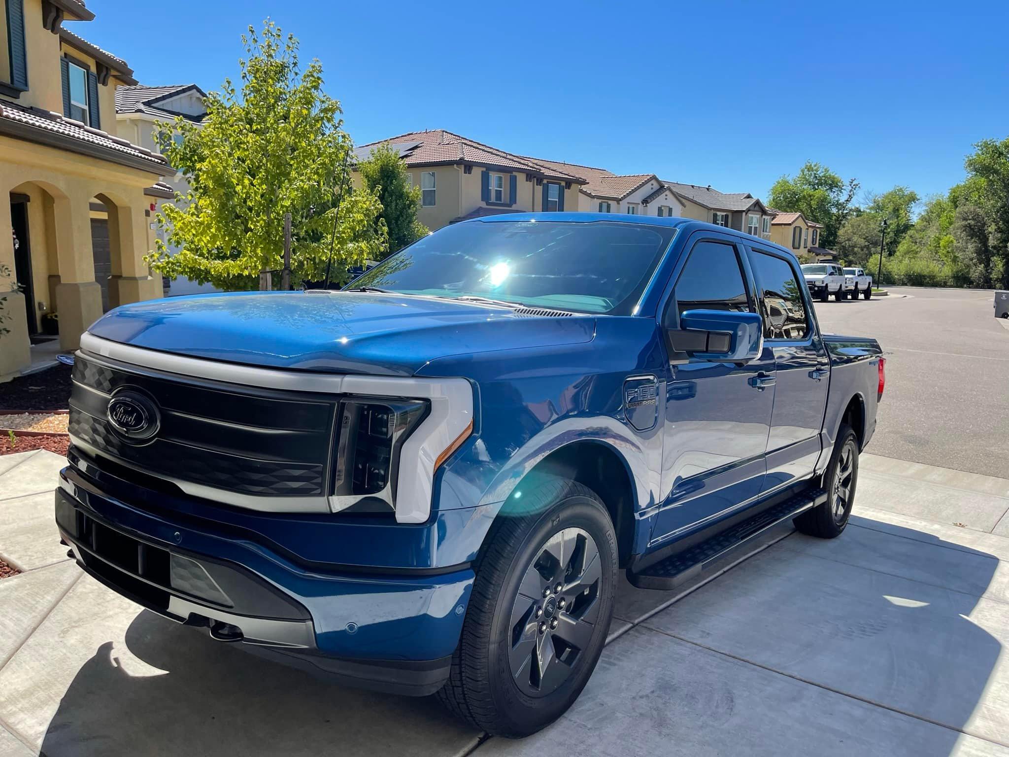 Ford F-150 Lightning ATLAS BLUE F-150 Lightning Photos & Club Window tint Atlas Blue Lightnin