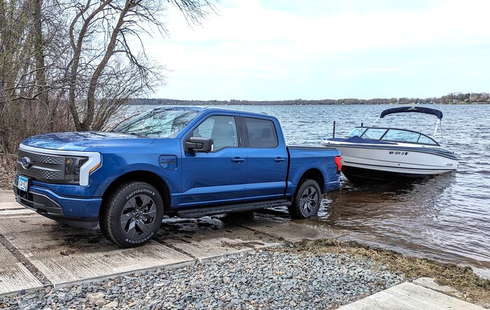 Towing a 5,500 lbs boat without Max Tow... it's been great!