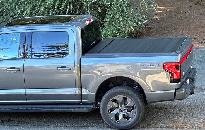 Pace Edwards UltraGroove Metal Tonneau Cover and Line-X installed