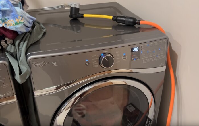 Powering a 220v clothes dryer with the Lightning